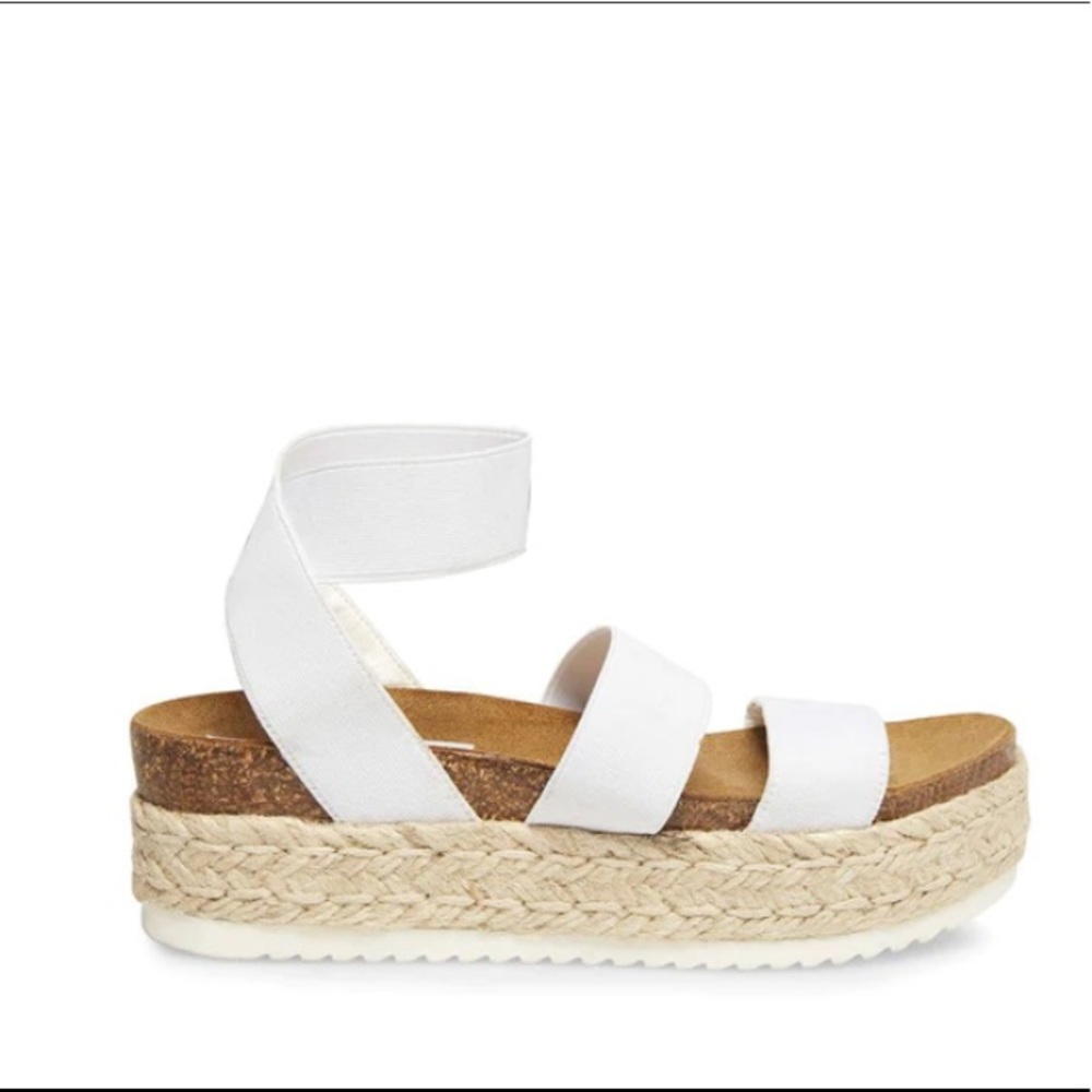 Steve Madden Kimmie White sandals. Size 9